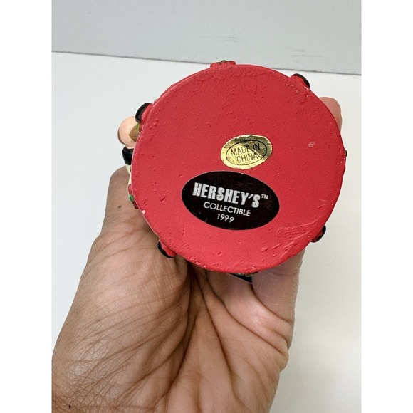 Hershey's World Collectible 1999 Happy St Patrick's Day Elf Kurt Adler Figurine - Picture 4 of 4